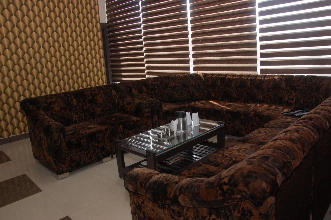 Hotel Prem Bandhan Hisār Dış mekan fotoğraf